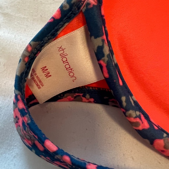 Bikini - Picture 5 of 6